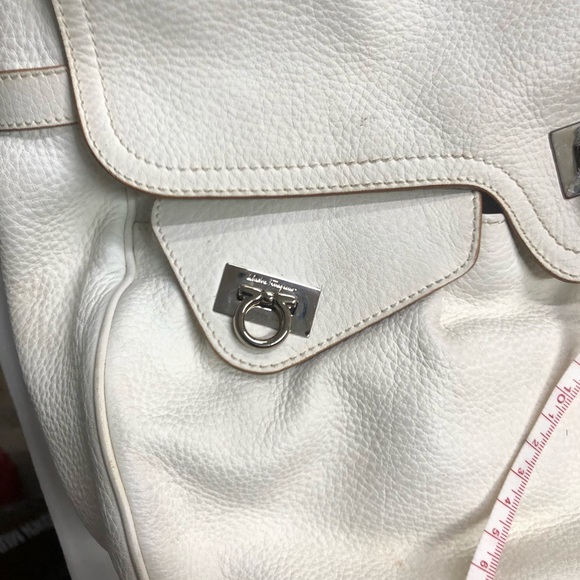 Ferragamo White Bag - Picture 10 of 16